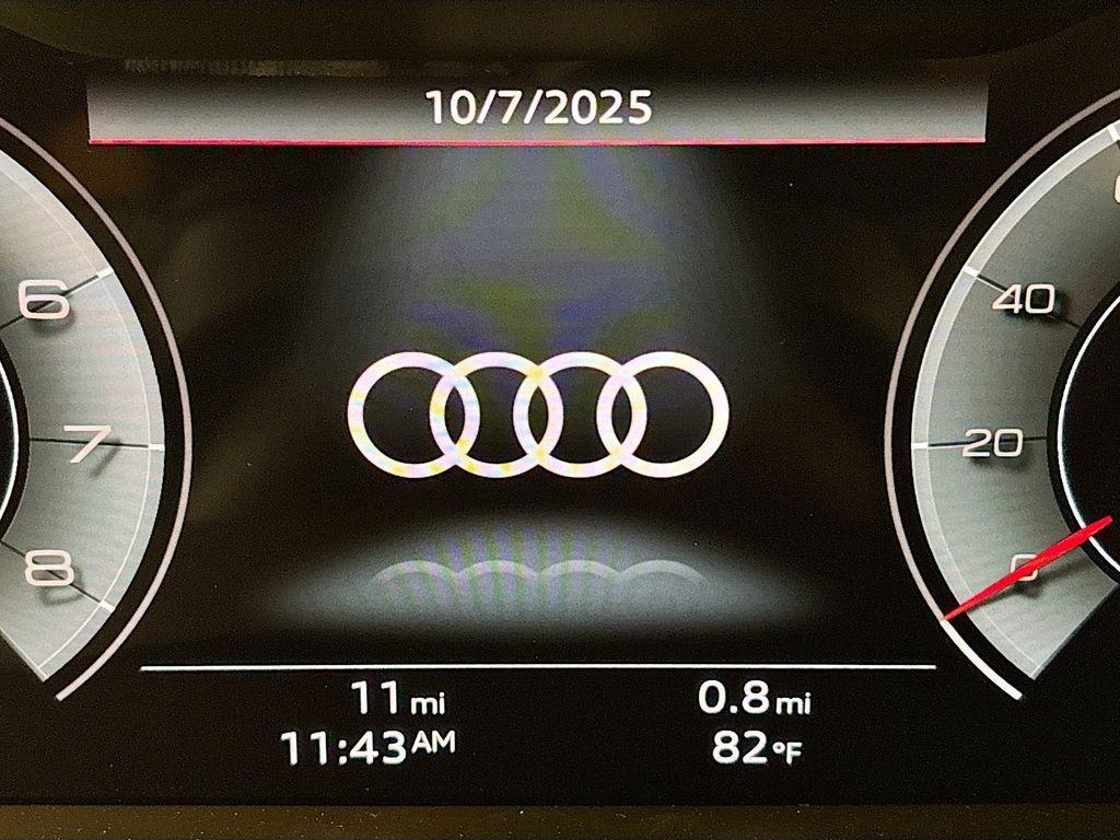 new 2025 Audi Q7 car, priced at $73,960