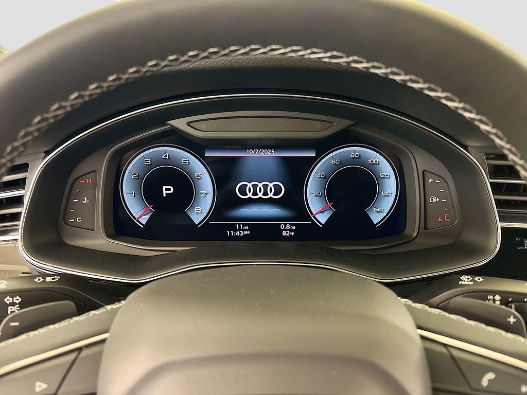 new 2025 Audi Q7 car, priced at $73,960