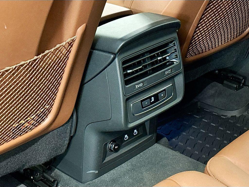used 2023 Audi Q7 car, priced at $39,570