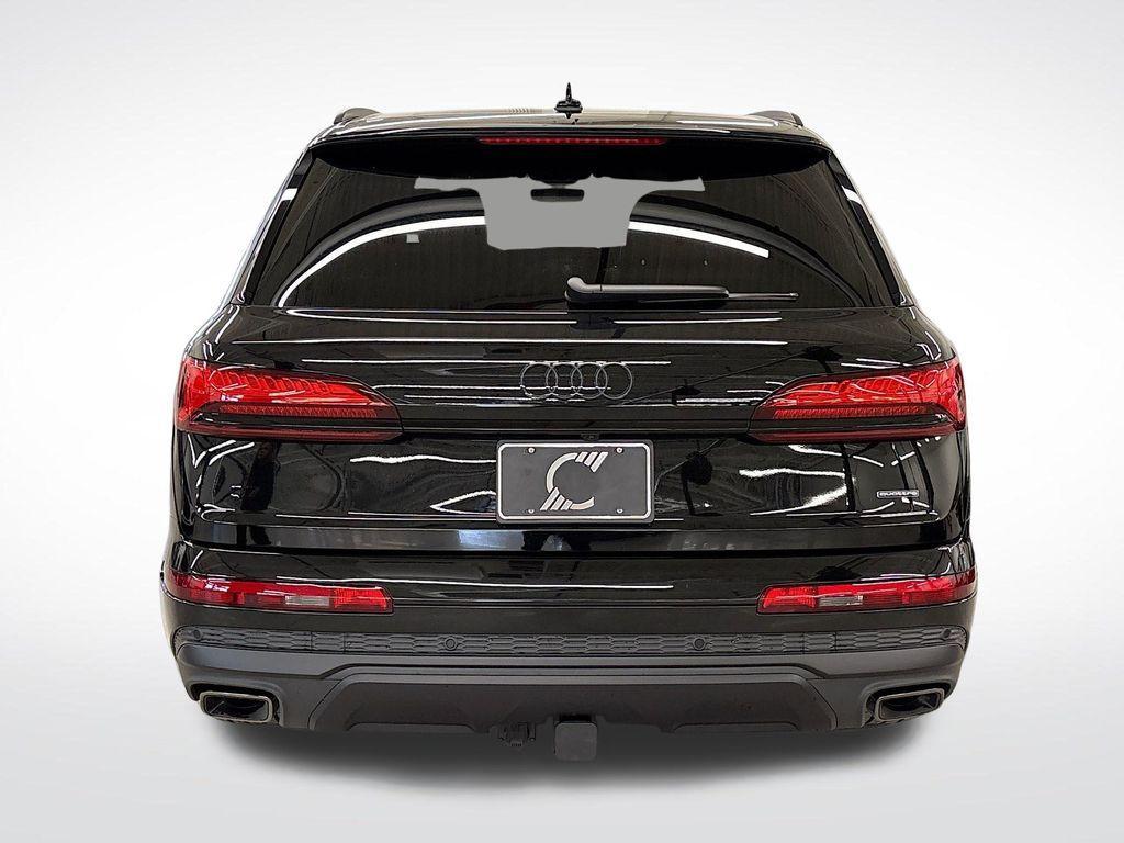 new 2026 Audi Q7 car, priced at $78,140