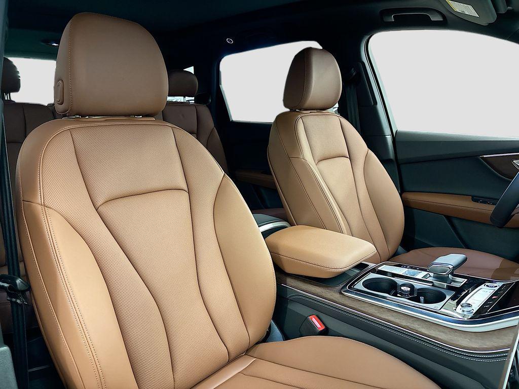 new 2026 Audi Q7 car, priced at $78,140