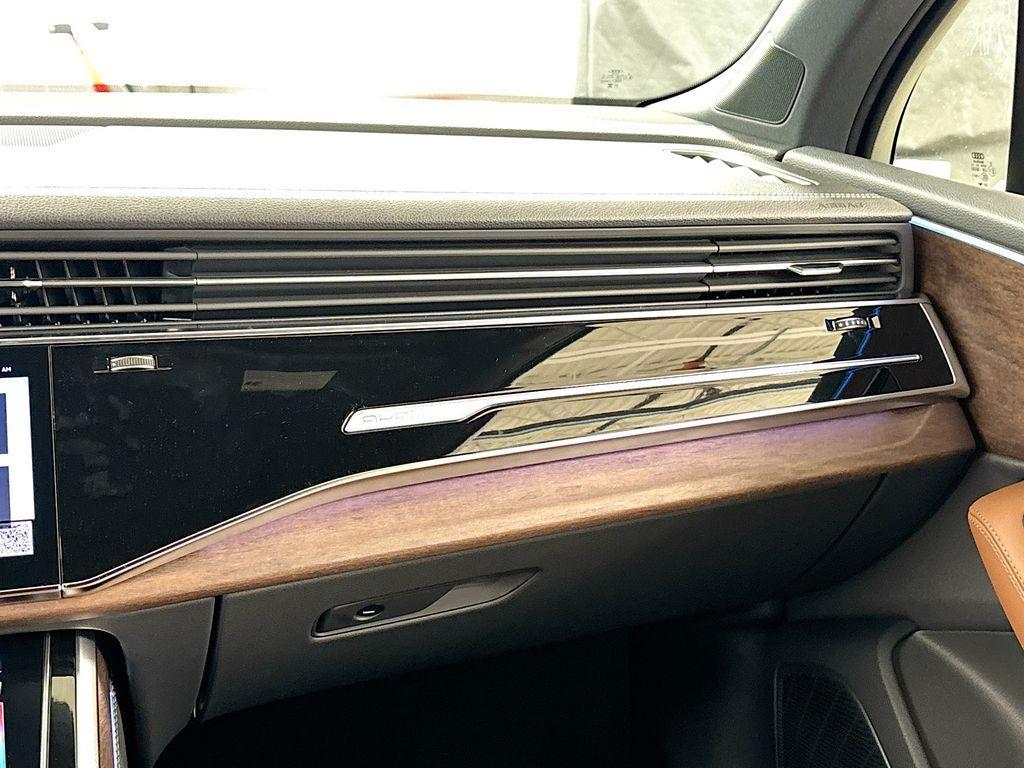 new 2026 Audi Q7 car, priced at $78,140