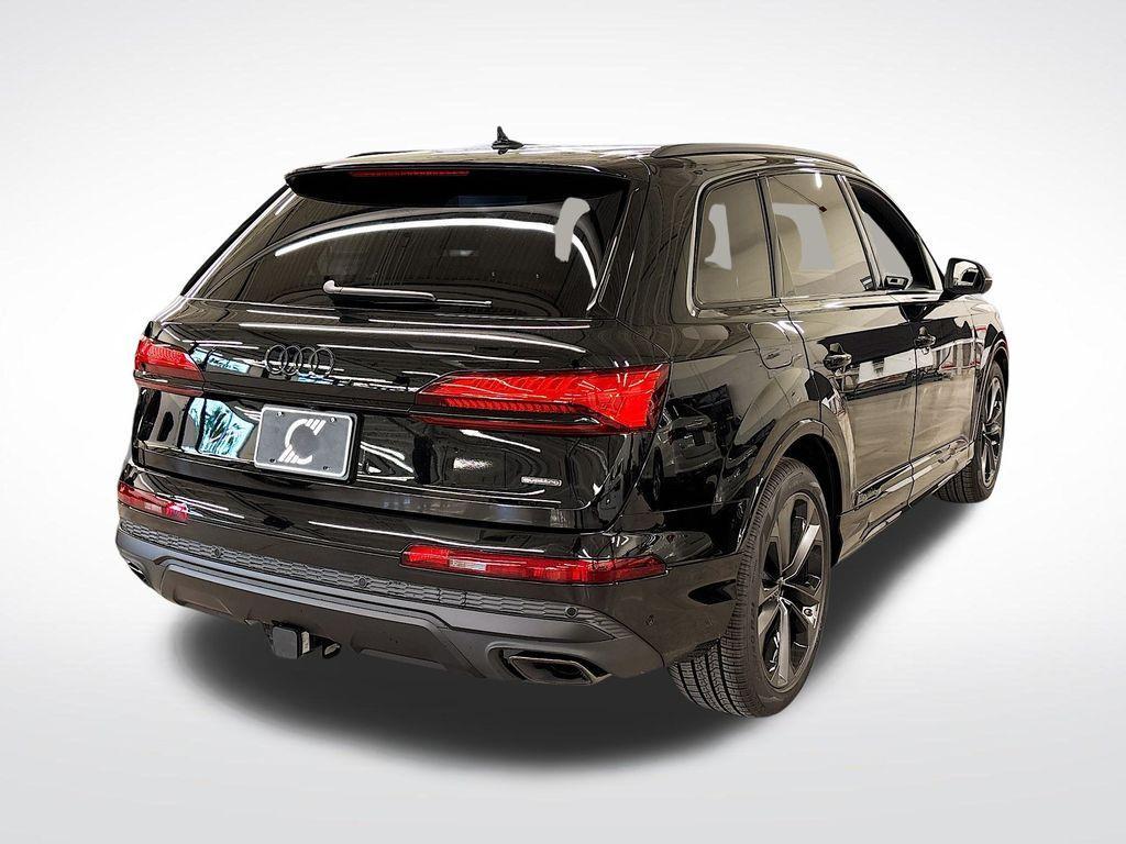 new 2026 Audi Q7 car, priced at $78,140