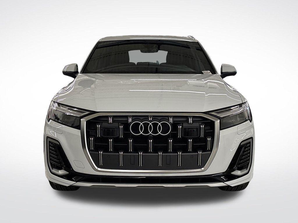 new 2025 Audi Q7 car, priced at $71,705