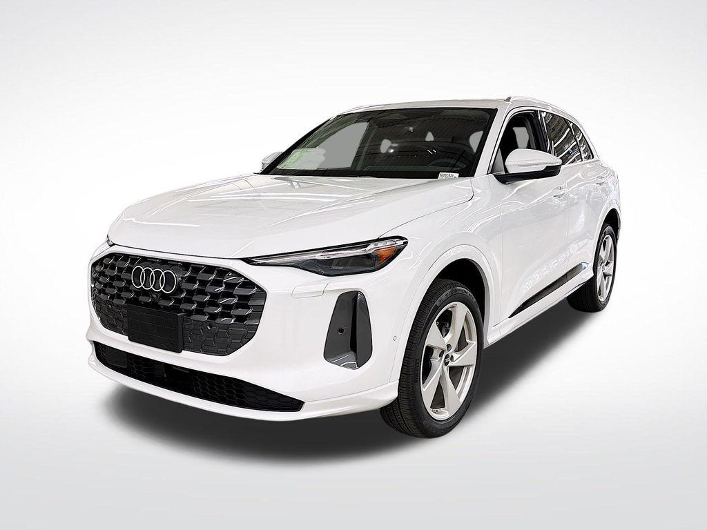 new 2025 Audi Q5 car, priced at $55,900