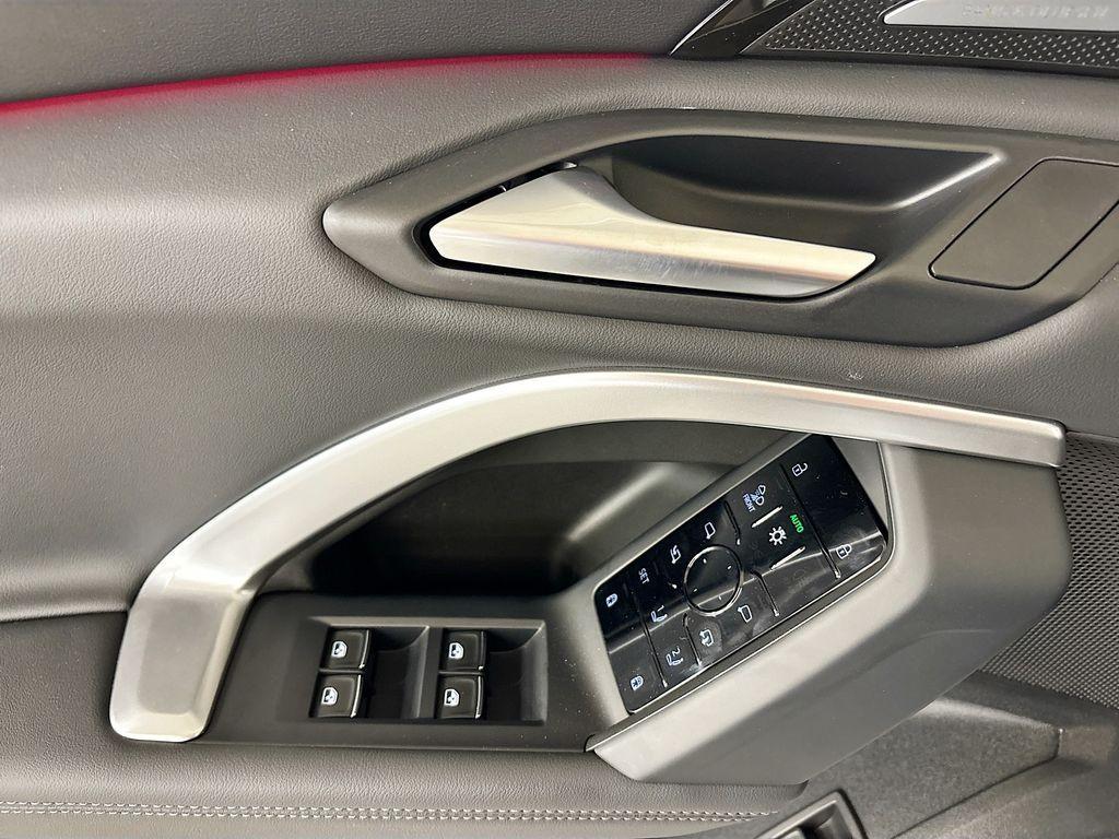 new 2025 Audi Q5 car, priced at $55,900