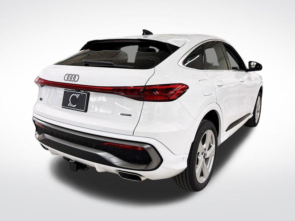 new 2025 Audi Q5 car, priced at $59,275