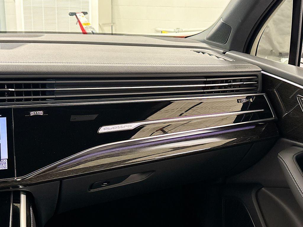 new 2026 Audi Q7 car, priced at $78,140