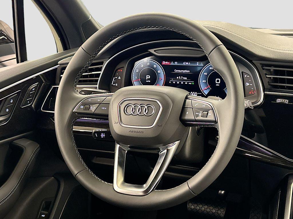 new 2026 Audi Q7 car, priced at $78,140