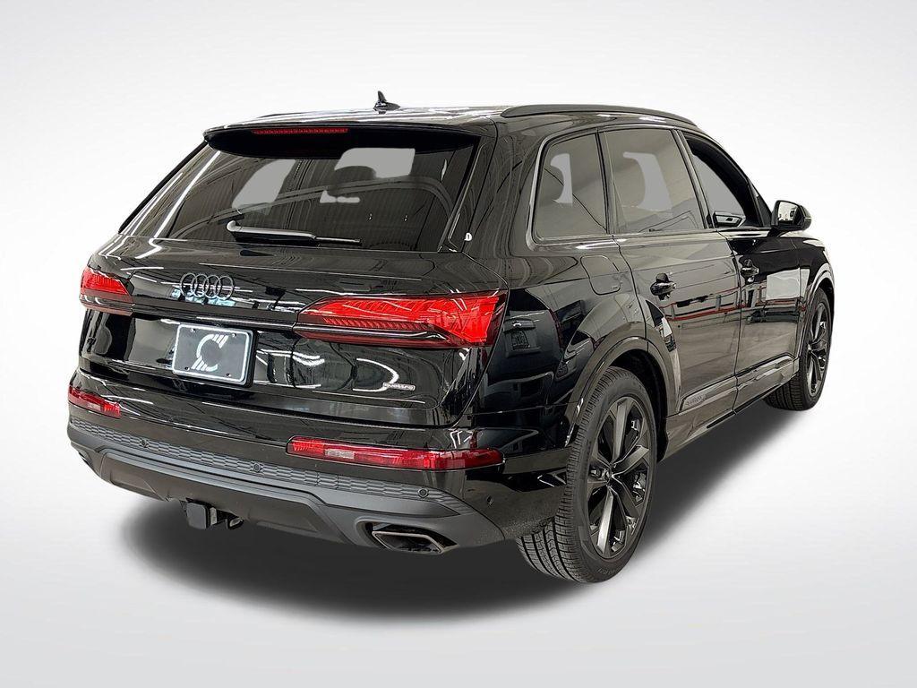 new 2026 Audi Q7 car, priced at $78,140
