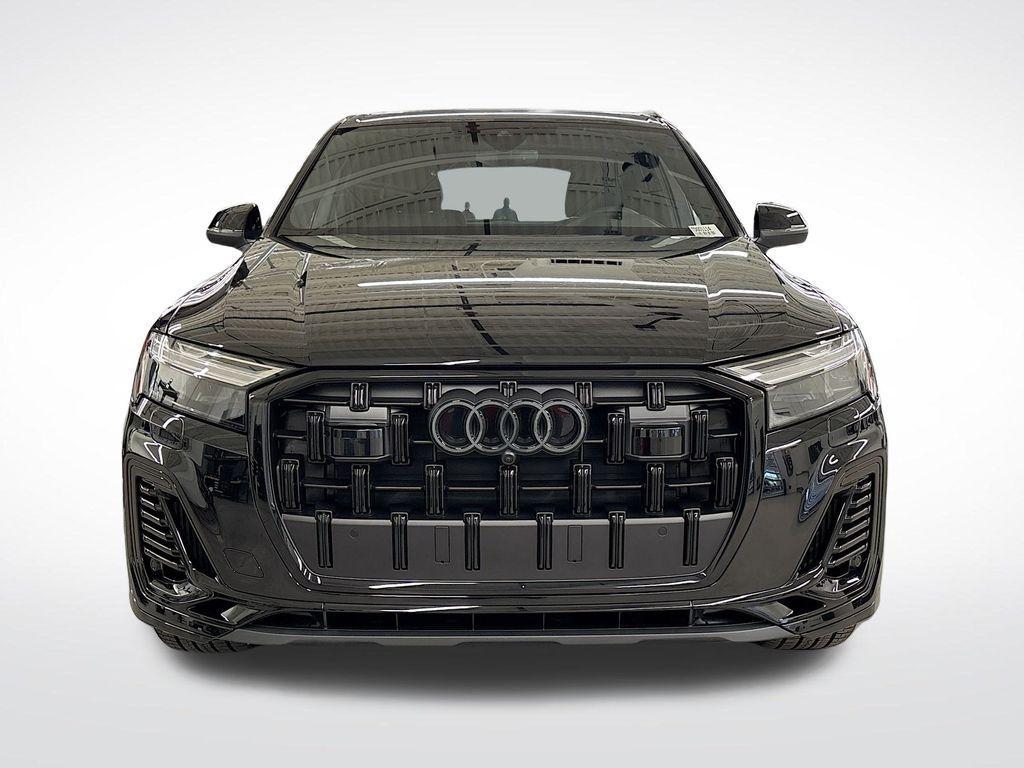 new 2026 Audi Q7 car, priced at $78,140