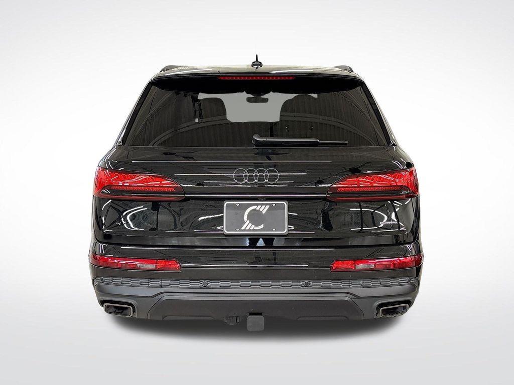 new 2026 Audi Q7 car, priced at $78,140