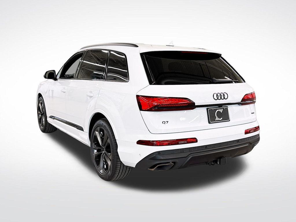 new 2026 Audi Q7 car, priced at $78,140