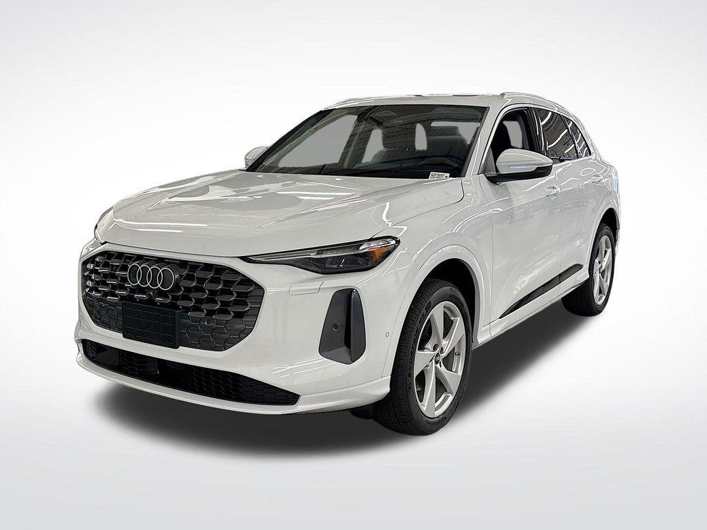 new 2025 Audi Q5 car, priced at $55,900