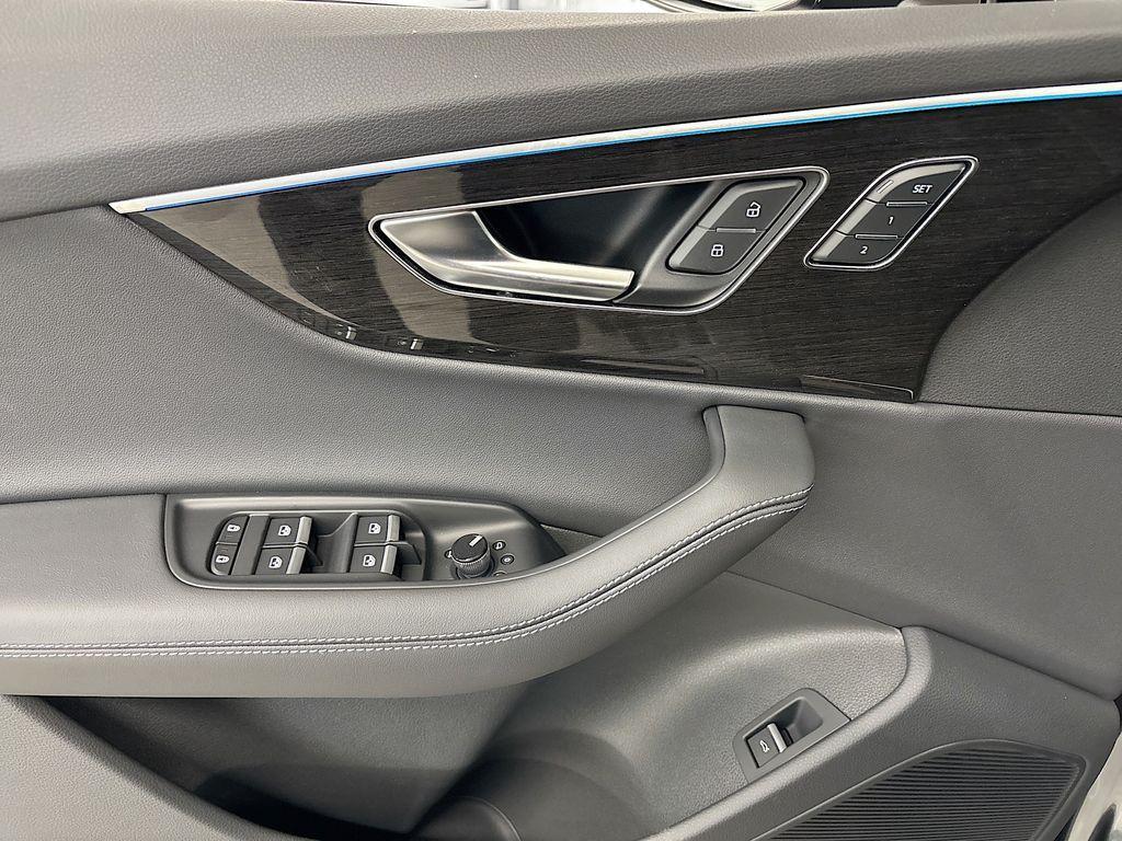 new 2026 Audi Q7 car, priced at $79,734
