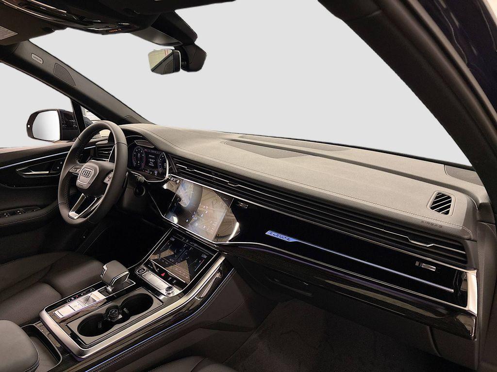 new 2025 Audi Q7 car, priced at $73,805