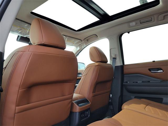 new 2025 Nissan Pathfinder car, priced at $53,500