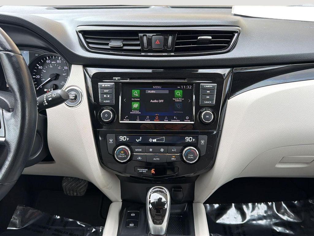 used 2022 Nissan Rogue Sport car, priced at $23,879