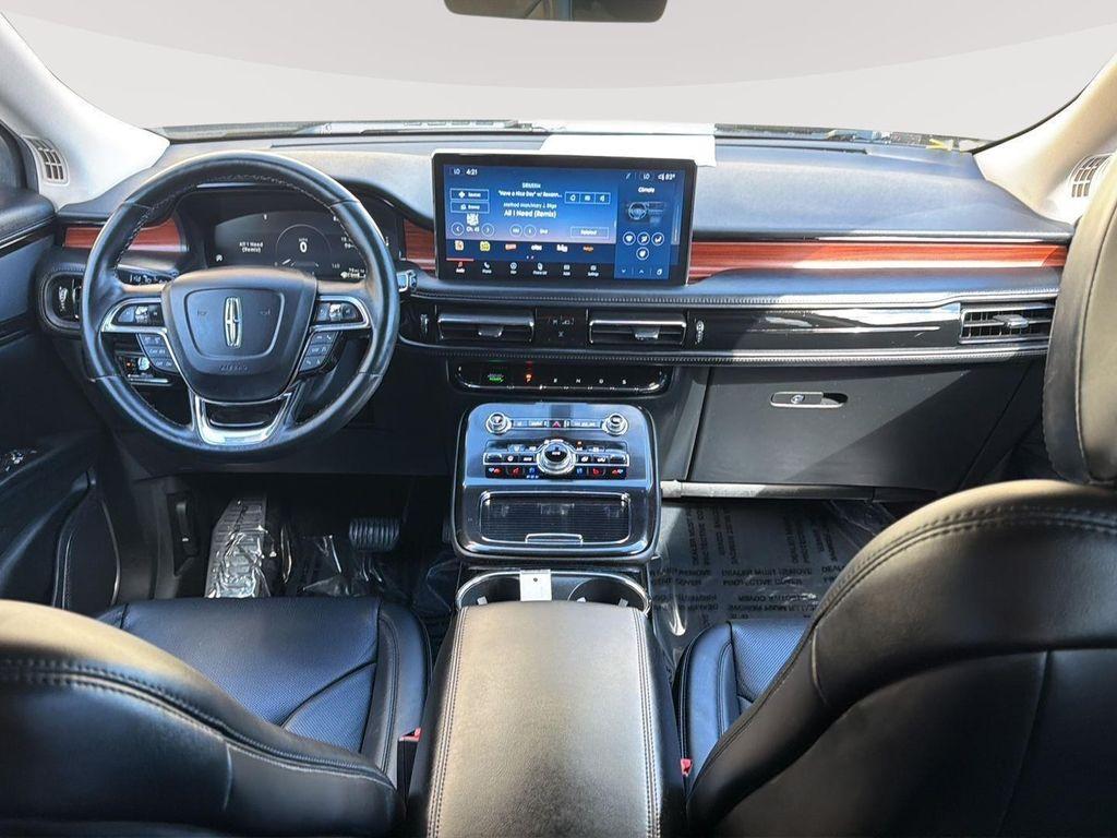 used 2022 Lincoln Nautilus car, priced at $35,998