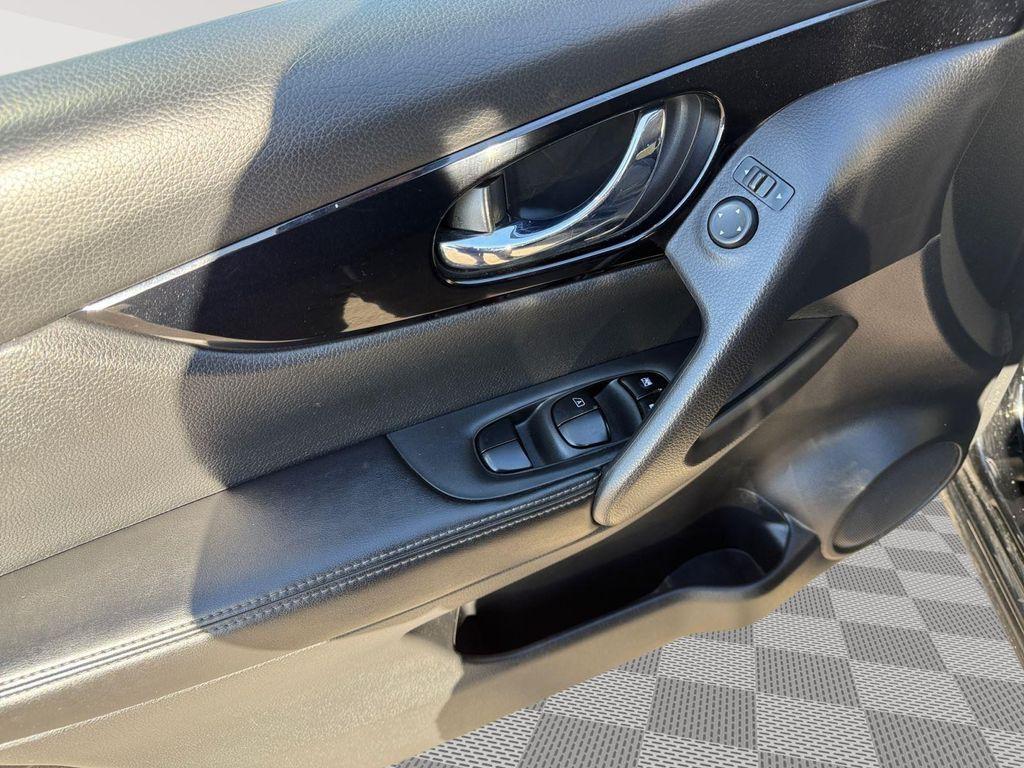 used 2019 Nissan Rogue Sport car, priced at $16,987