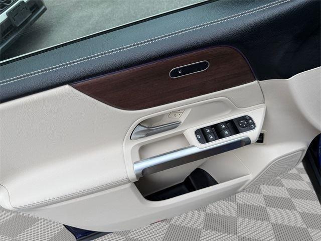 used 2022 Mercedes-Benz GLB 250 car, priced at $27,001
