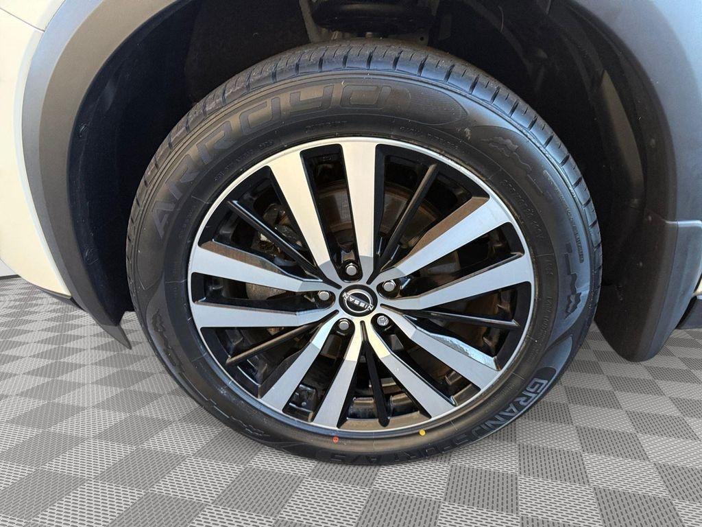 used 2023 Nissan Pathfinder car, priced at $36,082