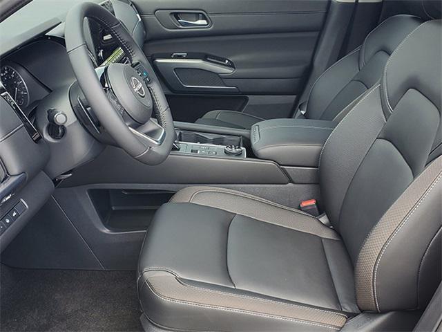 new 2025 Nissan Pathfinder car, priced at $47,620