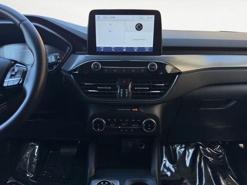 used 2023 Ford Escape car, priced at $21,040