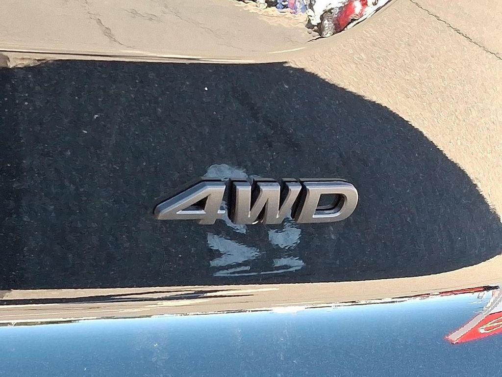 new 2025 Nissan Pathfinder car, priced at $38,185