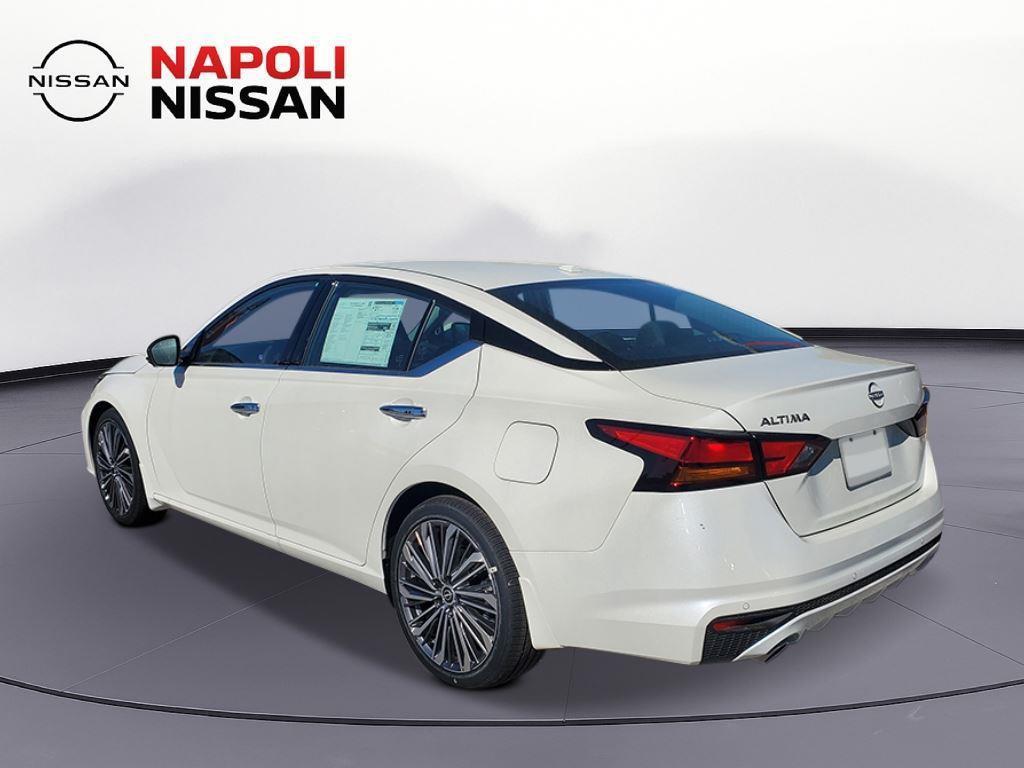 new 2025 Nissan Altima car, priced at $31,499