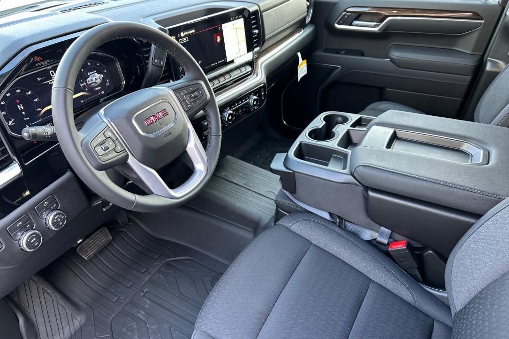 new 2026 GMC Sierra 1500 car, priced at $53,875