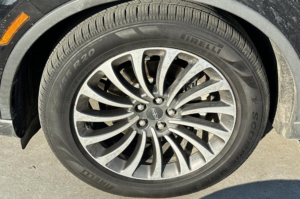 used 2022 Lincoln Aviator car, priced at $32,736