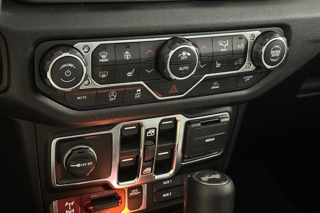 new 2026 Jeep Wrangler car, priced at $50,680