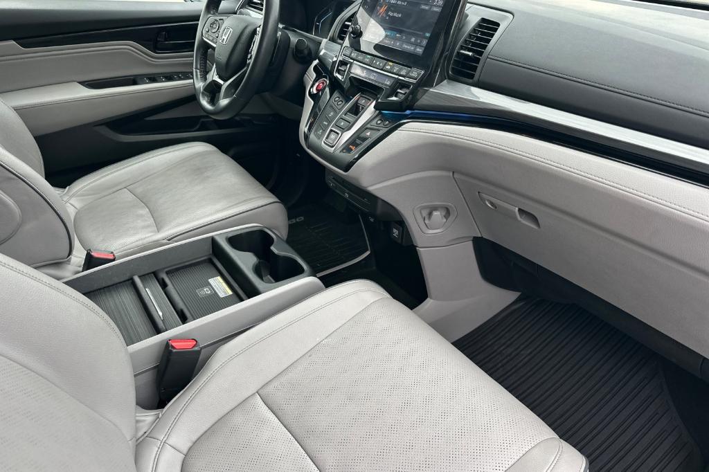 used 2022 Honda Odyssey car, priced at $34,150