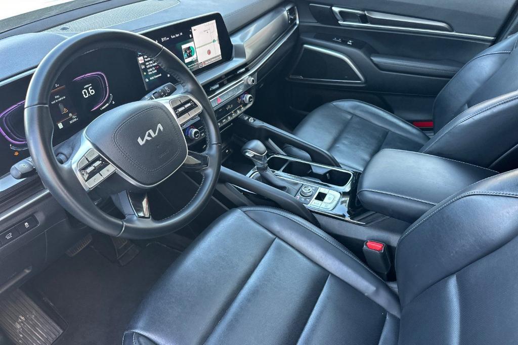 used 2025 Kia Telluride car, priced at $32,899