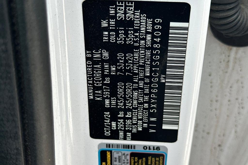 used 2025 Kia Telluride car, priced at $37,500