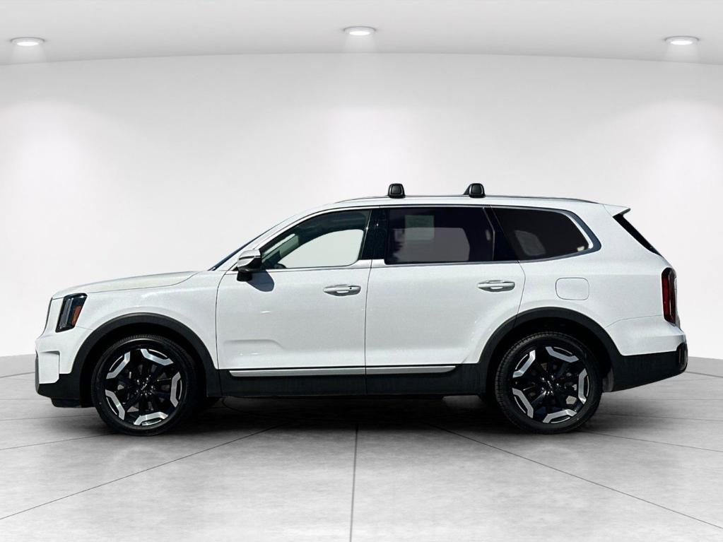 used 2025 Kia Telluride car, priced at $32,899