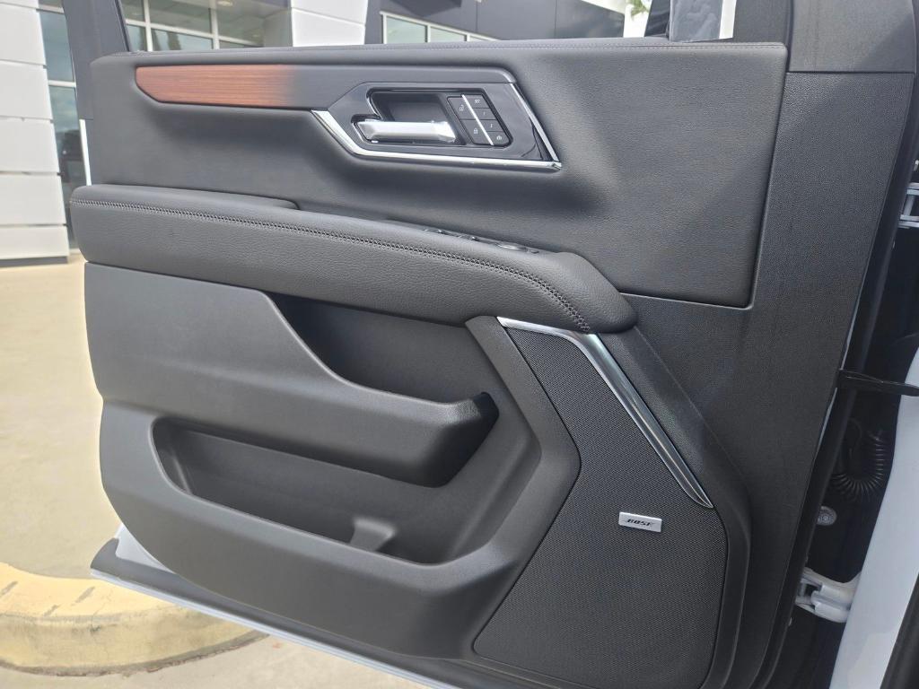 new 2026 GMC Yukon XL car, priced at $90,260