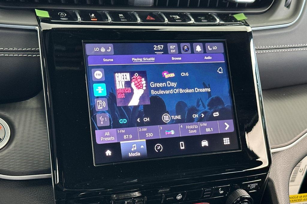 new 2025 Jeep Grand Cherokee car, priced at $39,473