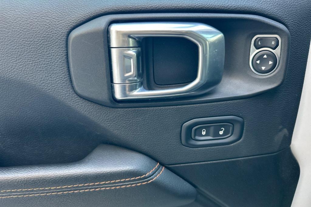 used 2022 Jeep Gladiator car, priced at $35,900