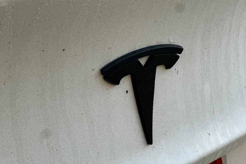 used 2022 Tesla Model 3 car, priced at $20,695