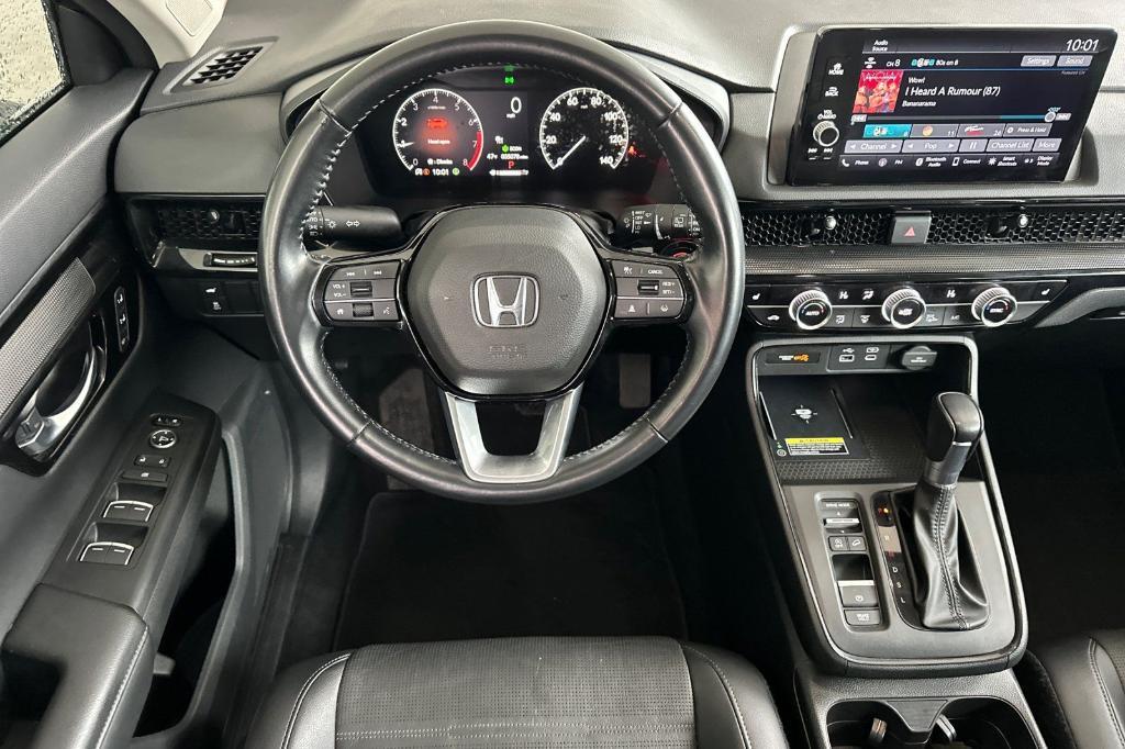 used 2025 Honda CR-V car, priced at $30,877