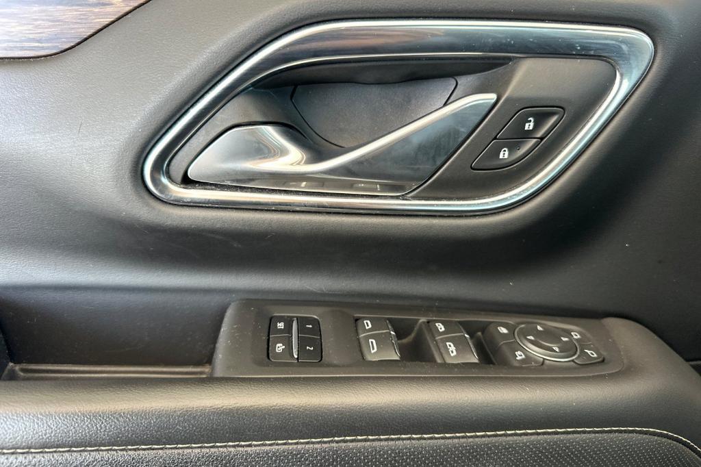 used 2023 Chevrolet Suburban car, priced at $44,321