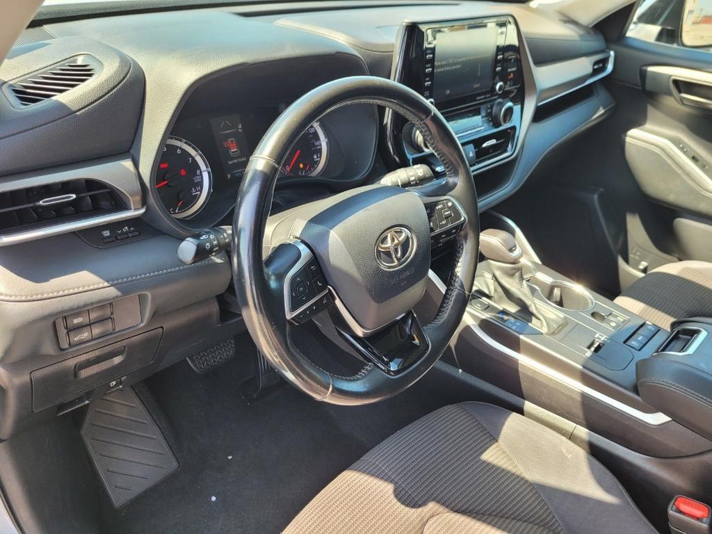 used 2021 Toyota Highlander car, priced at $27,458