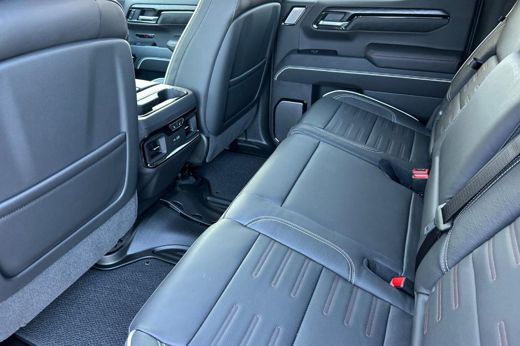 new 2026 GMC Sierra 1500 car, priced at $81,040