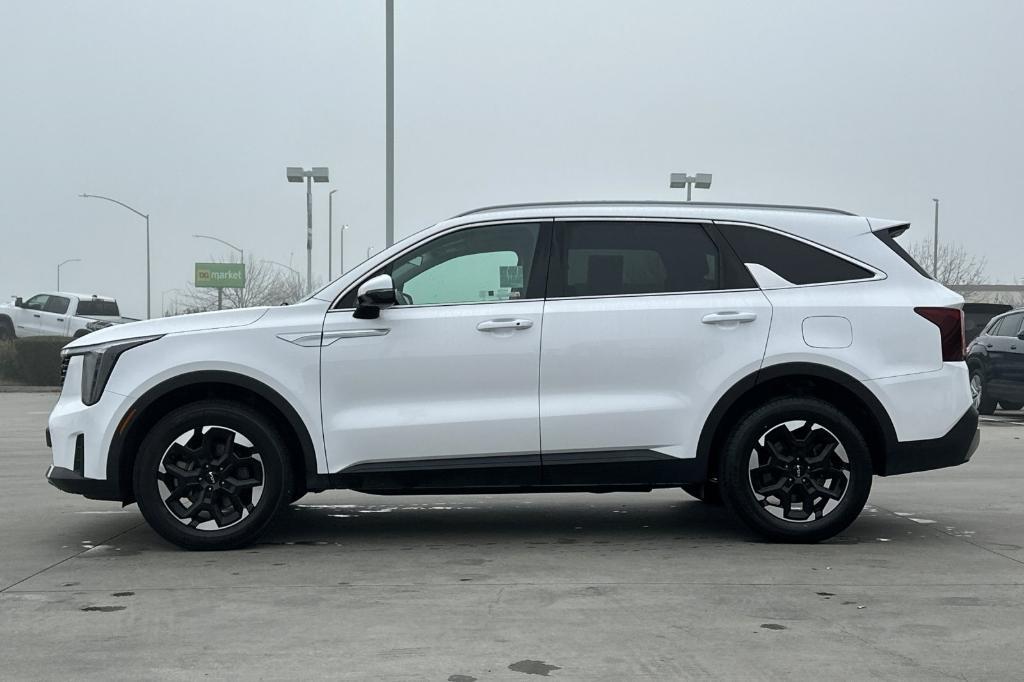 used 2024 Kia Sorento car, priced at $23,886
