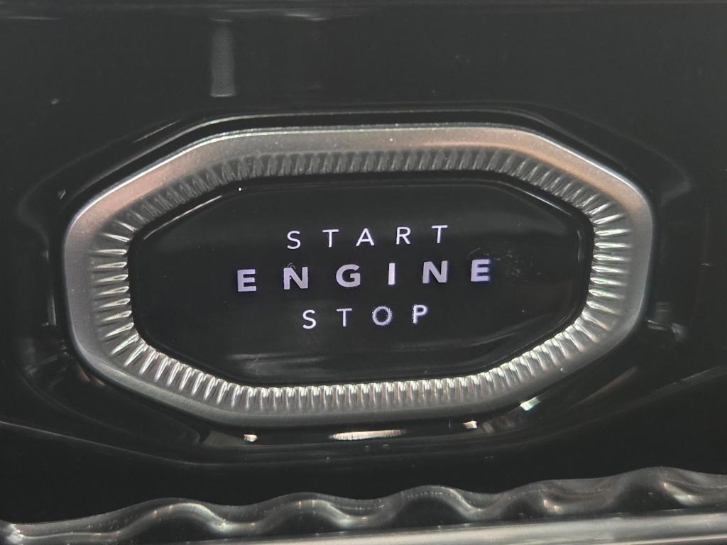 new 2026 Jeep Grand Cherokee car, priced at $44,741