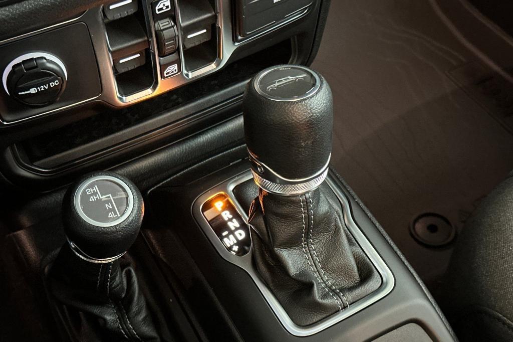 new 2026 Jeep Gladiator car, priced at $43,596