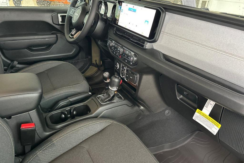 new 2026 Jeep Gladiator car, priced at $43,596