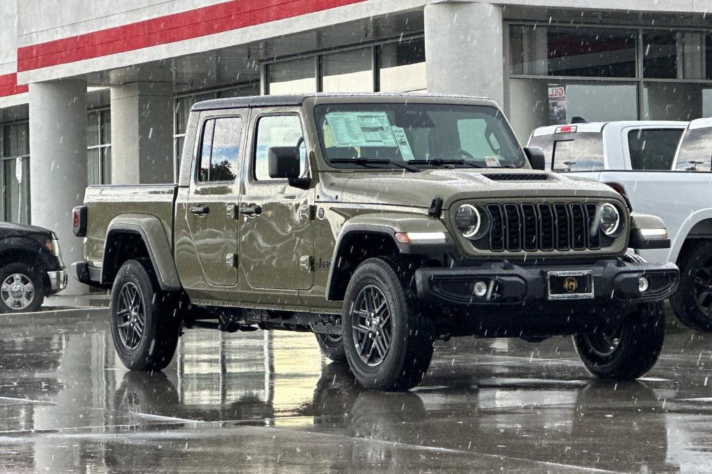 new 2026 Jeep Gladiator car, priced at $43,596